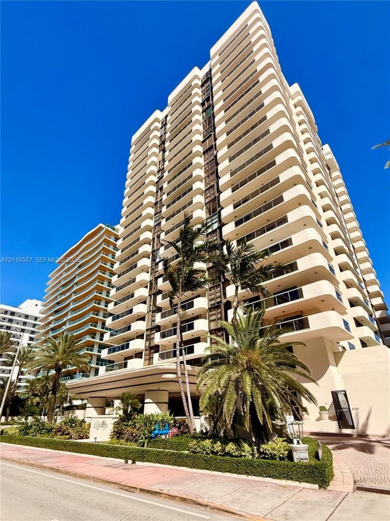 5757 Collins Ave , Unit 1005, Miami Beach, FL 33140 Photo