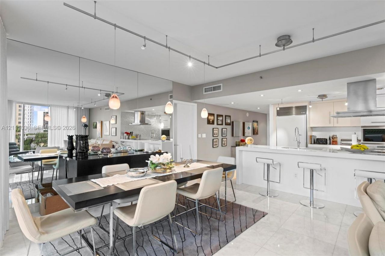 495 Brickell Ave , Unit 501, Miami, FL 33131 Photo