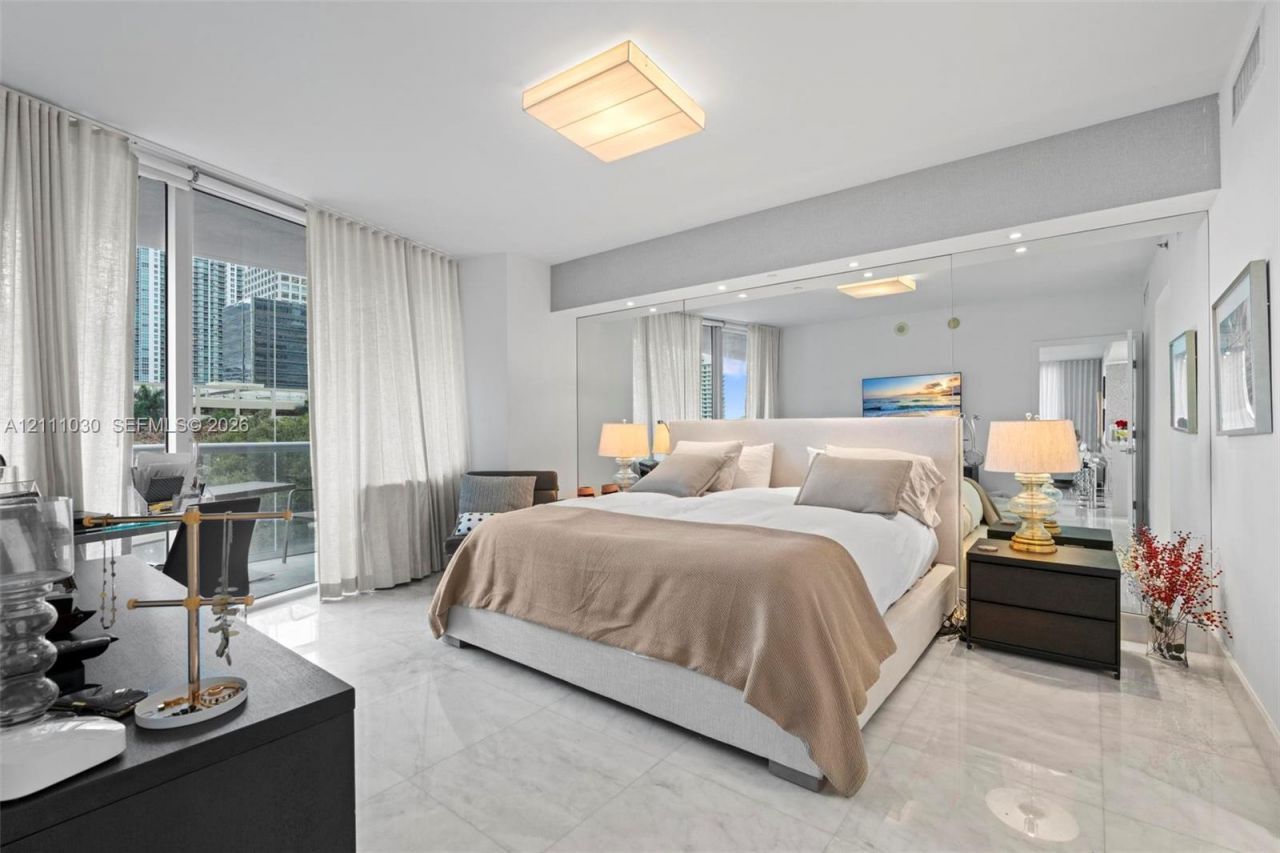 495 Brickell Ave , Unit 501, Miami, FL 33131 Photo