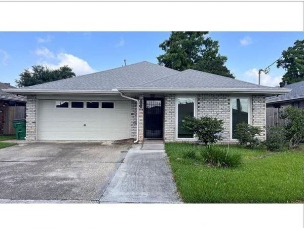 1112 FIELD Avenue , Metairie, LA 70001