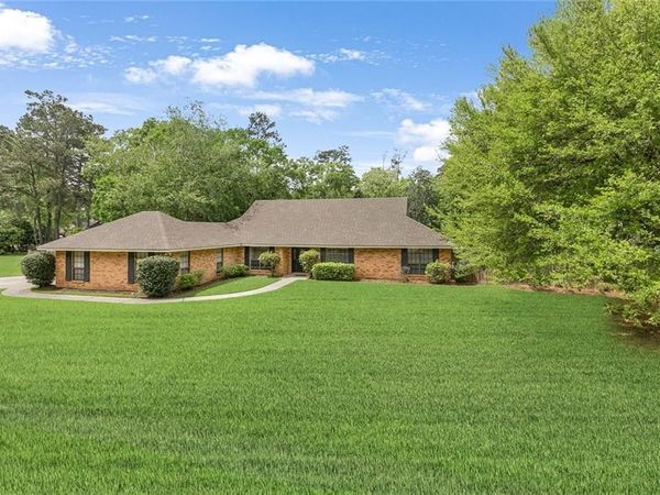204 MAKO NAKO Drive , Mandeville, LA 70471