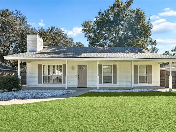 48 SHADY OAKS Drive , Covington, LA 70433