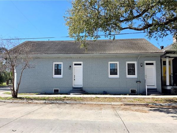 2102 JOSEPHINE Street , New Orleans, LA 70113