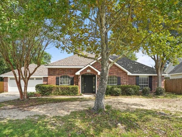 401 GREENCREST Drive, Covington, LA 70433