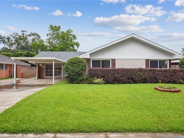 2636 SOMERSET Drive , New Orleans, LA 70131