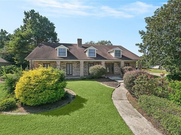 3600 LAKE ONTARIO Drive , Harvey, LA 70058