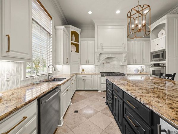 2602 Cedar Lodge Dr, Baton Rouge, LA 70809