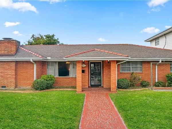 511 9TH Street , Gretna, LA 70053