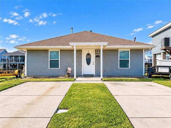 4920 FRAN Lane , Barataria, LA 70036