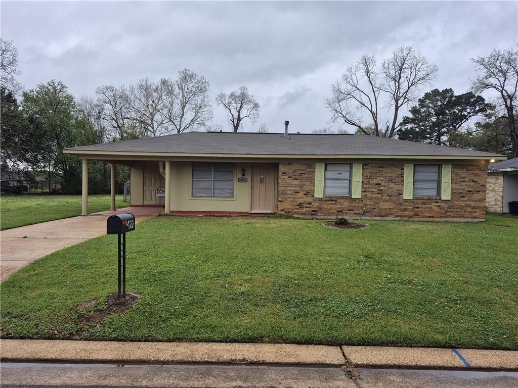 422 GREENFIELD Drive Alexandria, LA 71302