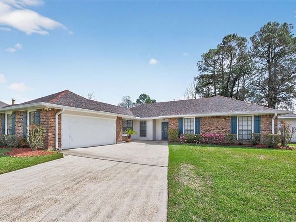 855 CROSS GATES Boulevard , Slidell, LA 70461