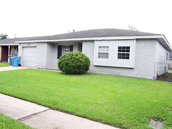 720 TURTLE CREEK Lane , St. Rose, LA 70087
