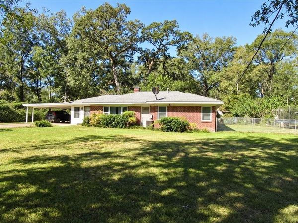 27 H BRYANT Road , Deville, LA 71328