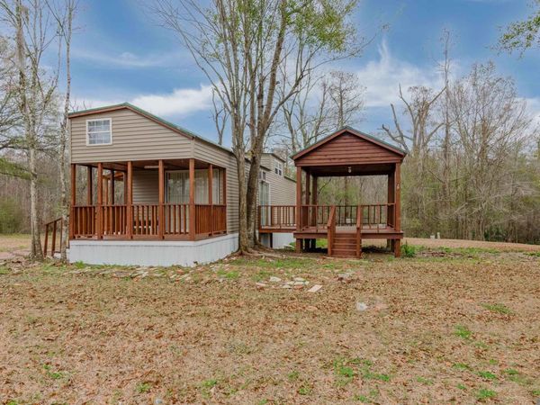 21028 DIVERSION CANAL RD, St. Amant, LA 70449