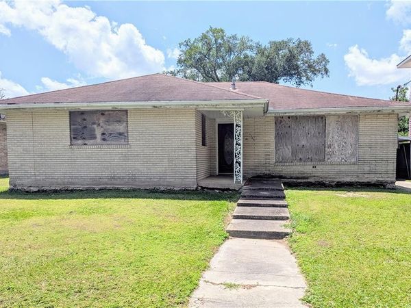 1344 MITHRA Street , New Orleans, LA 70122