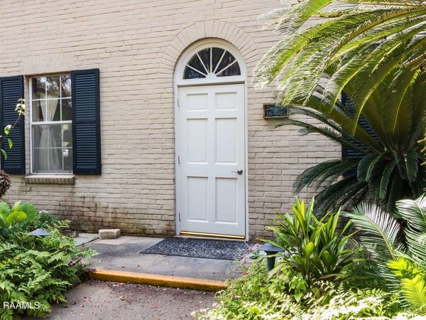 213 Bendel Road, Unit Rm 216, Lafayette, LA 70503