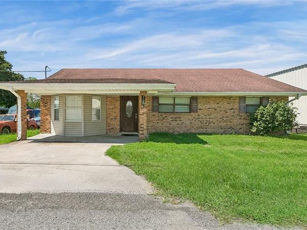 756 SAINT PHILIP Street , Raceland, LA 70394
