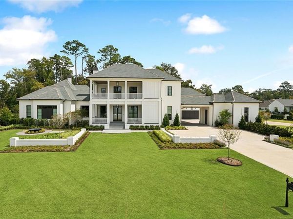 4 CRYSTAL LAKE Lane , Mandeville, LA 70471