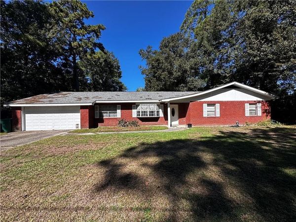 700 GLOCKNER Court, Mandeville, LA 70448