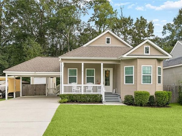 412 W 13TH Avenue , Covington, LA 70433