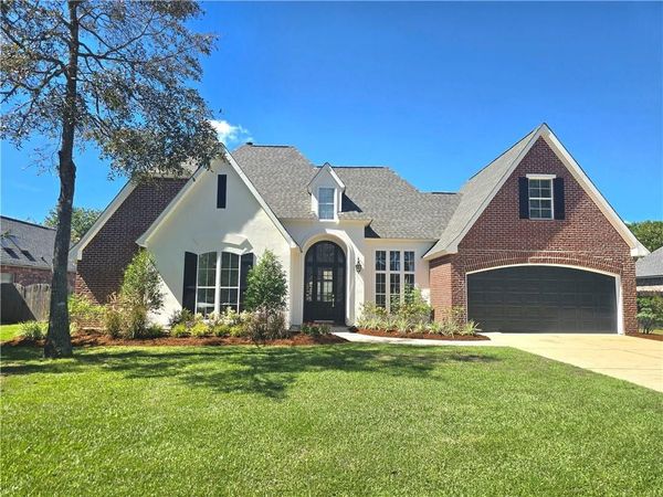 864 SWEET BAY Drive , Mandeville, LA 70448