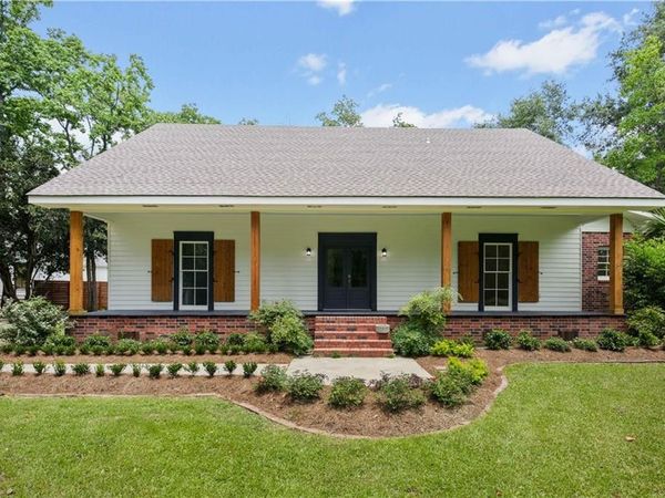 425 CARONDELET Street, Mandeville, LA 70448