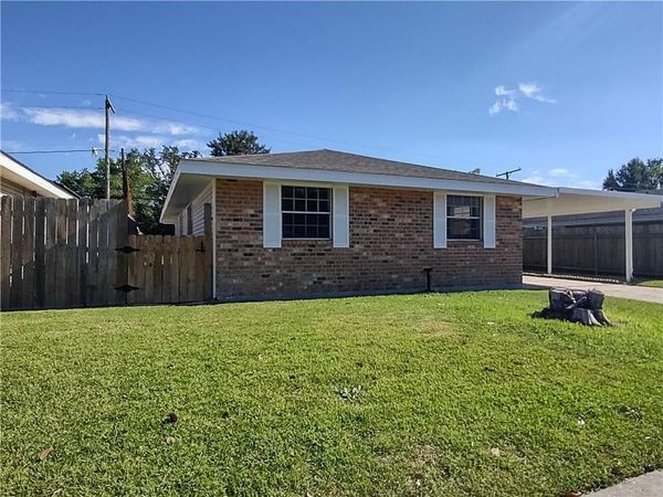 505 DANDELION Drive, Waggaman, LA 70094
