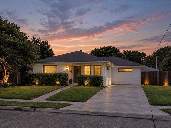 1105 OAKLAWN Drive , Metairie, LA 70005