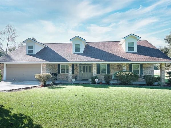 22298 LONGLEAF Drive , Covington, LA 70435