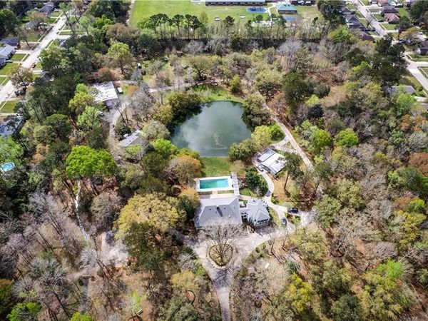 1 EDDINS Lane , Slidell, LA 70458