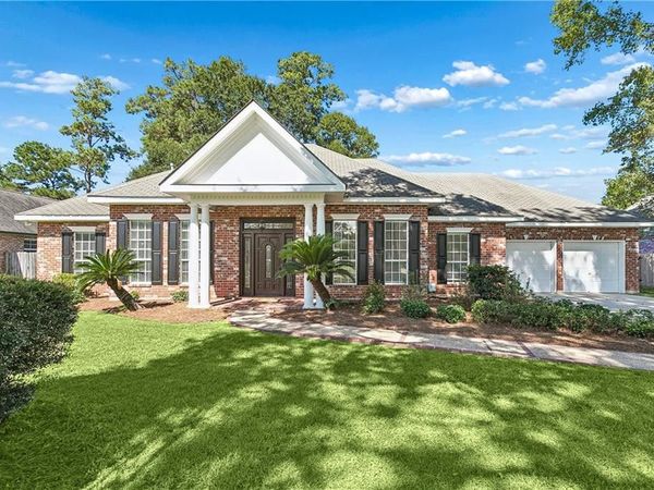7029 EDGEWATER Drive , Mandeville, LA 70471