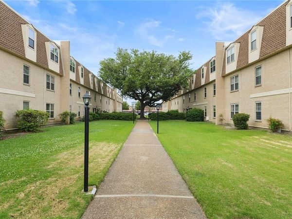 2724 WHITNEY Place, Unit 330, Metairie, LA 70002