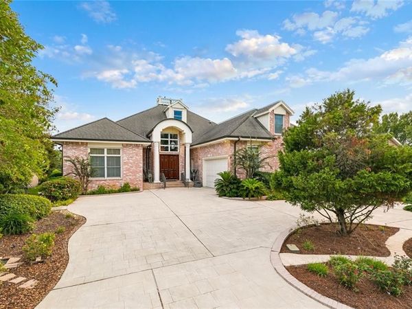 45 OAK TREE Drive, Slidell, LA 70458