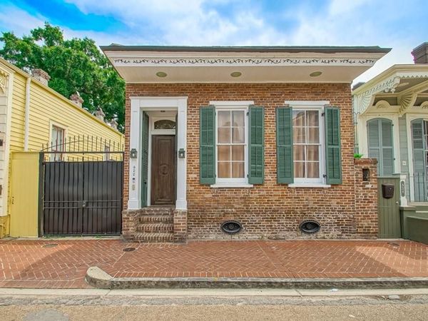 922 ST PETER ST Street, New Orleans, LA 70116