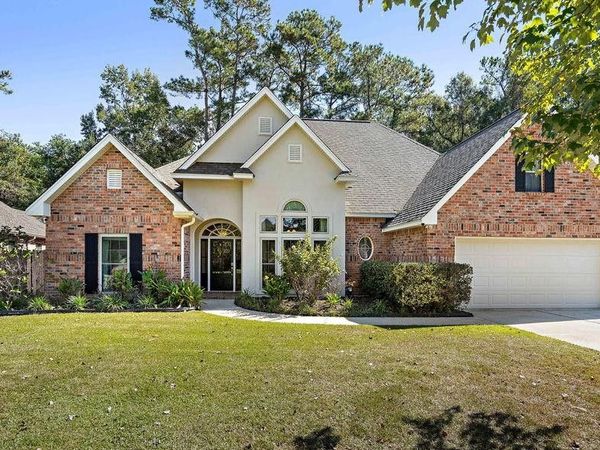 156 TIMBERWOOD Drive , Madisonville, LA 70447