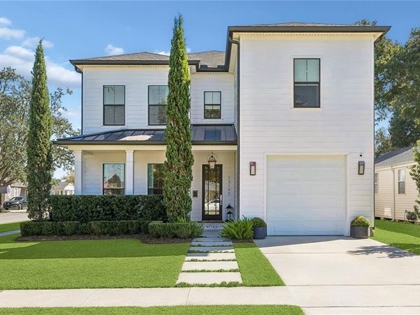 1319 RIDGELAKE Drive, Metairie, LA 70001