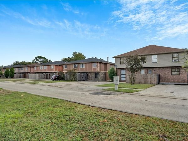 5823 - 5829 TULLIS Drive , New Orleans, LA 70131