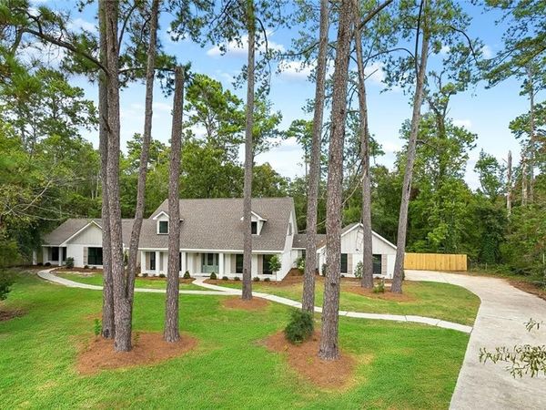 108 RUE DE BOURBON Street , Slidell, LA 70461