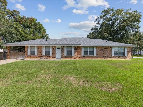 2753 COLLEGE Street, Slidell, LA 70458