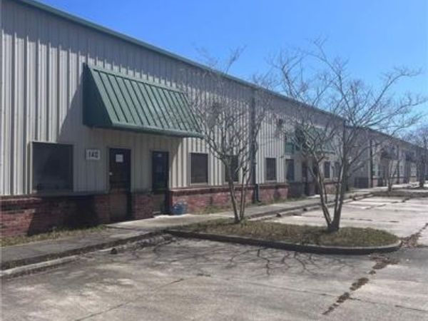 136-146 KINGSPOINT Boulevard , Slidell, LA 70461