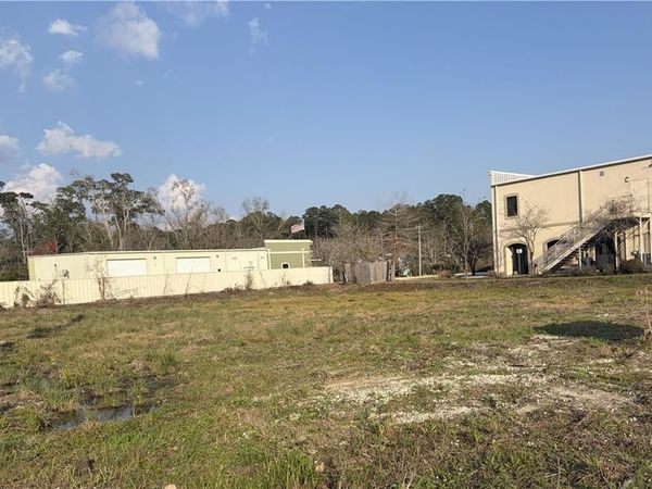 1424 OLD SPANISH Trail , Slidell, LA 70458