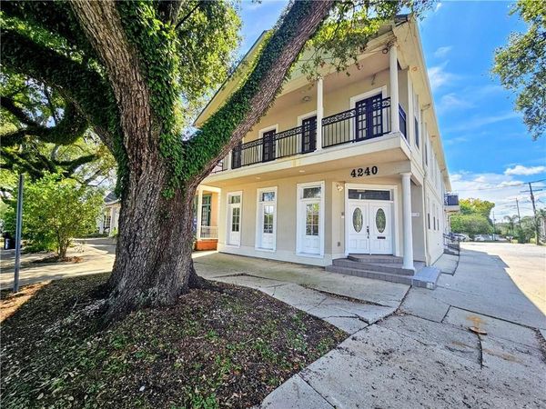 4240 CANAL Street , New Orleans, LA 70119