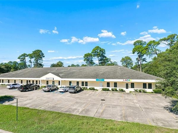 1381 CORPORATE SQUARE Boulevard , Slidell, LA 70458