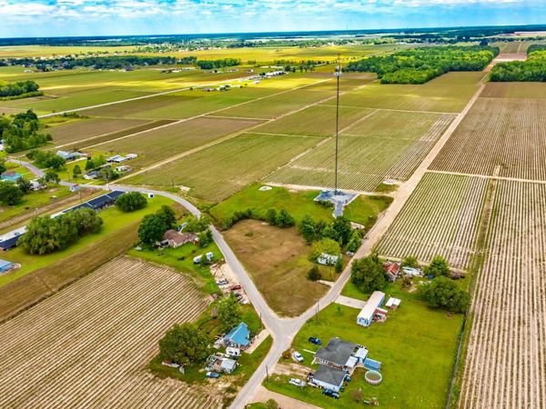 109 LeBlanc Court , Labadieville, LA 70732