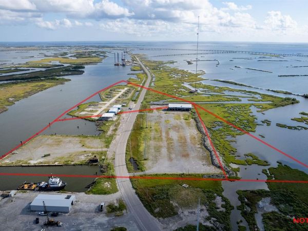 25700 OLD HIGHWAY 1 , Golden Meadow, LA 70357
