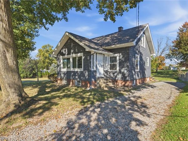 2549 30th Street NE, Canton, OH 44705