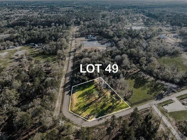 12745 CROSSVINE Drive , Covington, LA 70433
