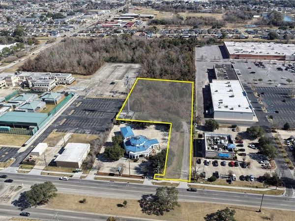 1705 MANHATTAN Boulevard , Harvey, LA 70058
