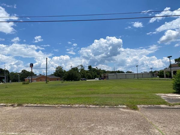1055 BAYOU BLACK DR , Houma, LA 70360