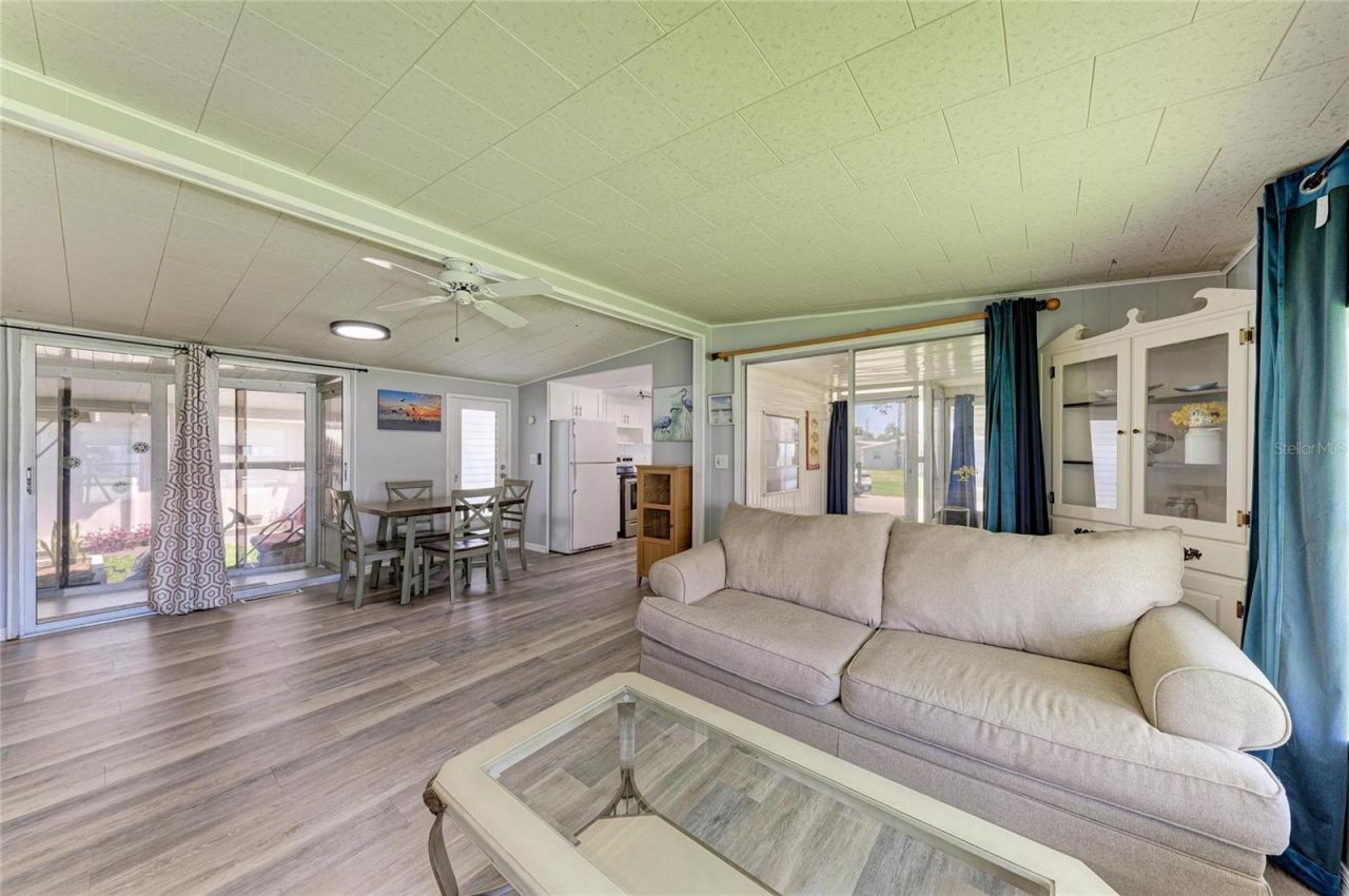 4924 Oakland Hills Avenue , Sarasota, FL 34234 Photo